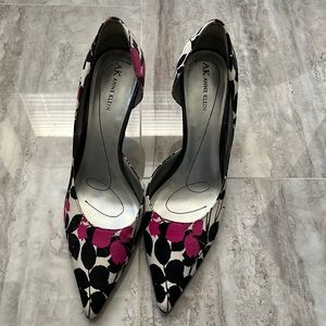 Barely worn, cute work shoes